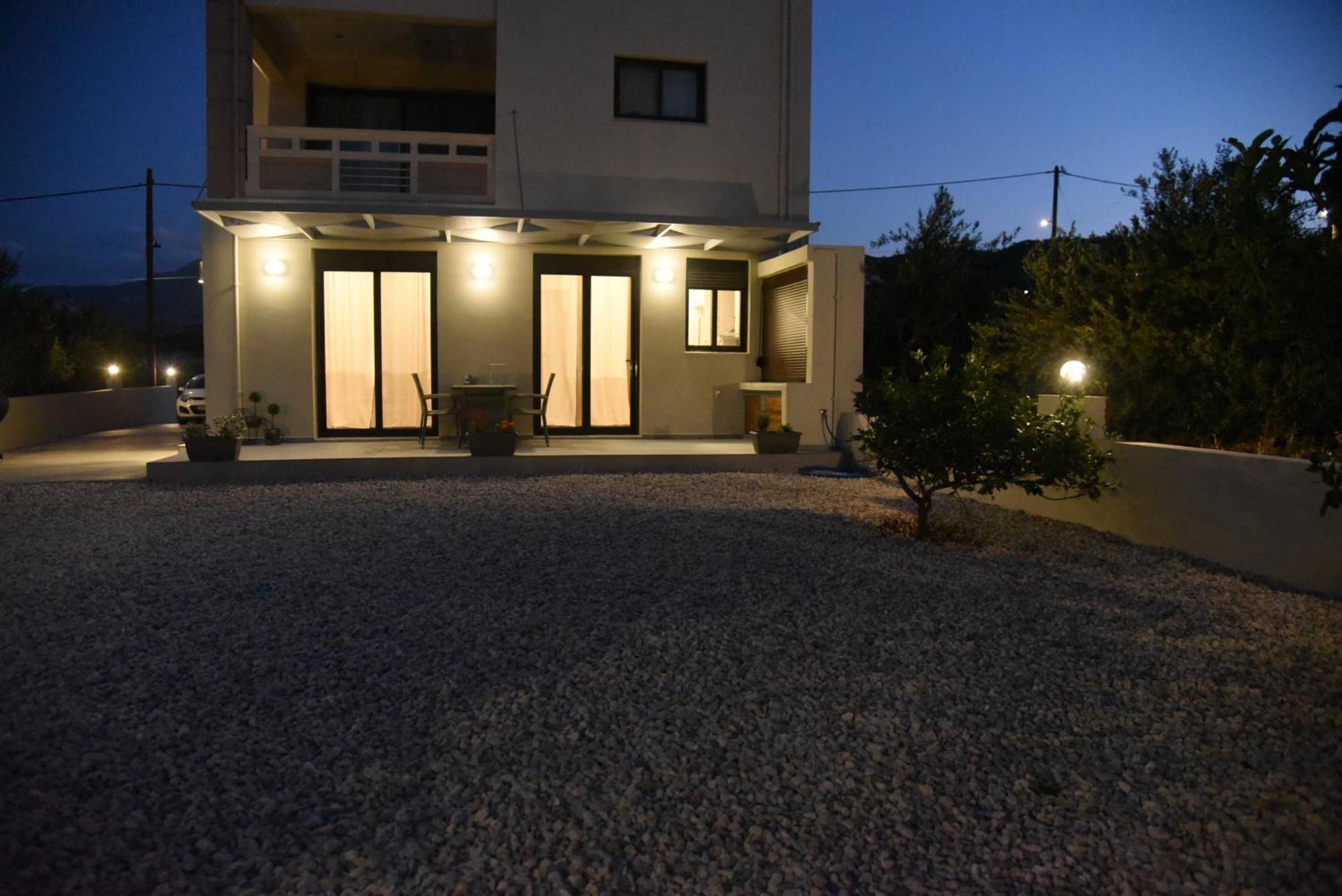 Pirgos Deluxe Apartment - Private Parking Κίσσαμος Εξωτερικό φωτογραφία